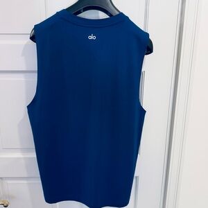 ALO Yoga Navy Sleeveless Performance Tank